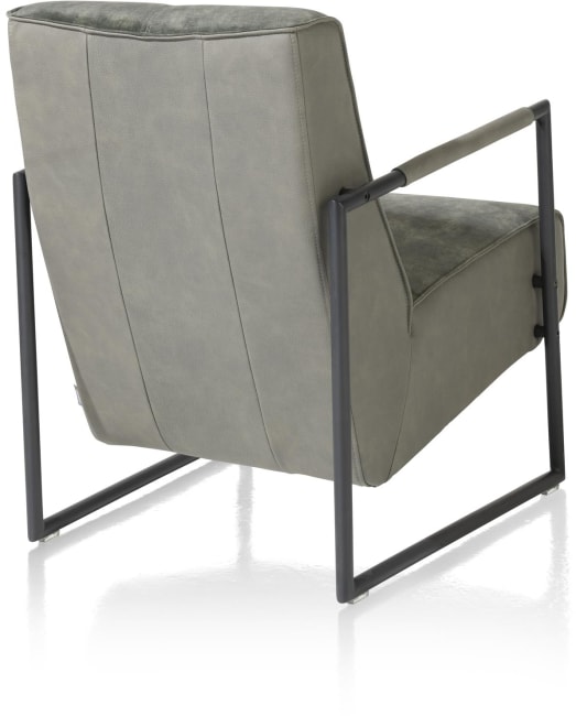 XOOON - Bueno - Skandinavisches Design - Sessel mit Metall off black Armlehne