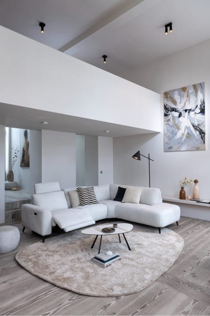 XOOON - Carini - Sofas - 2.5-Sitzer Armlehne links - 1 motorig elektrisch + 1 Kopfstutz - Bonellfederkern