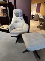 Fauteuil + Hocker