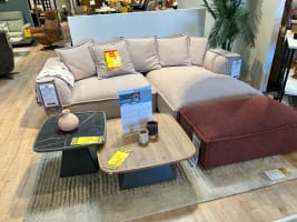 CANAPE D'ANGLE + POUF