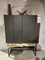 Carving highboard