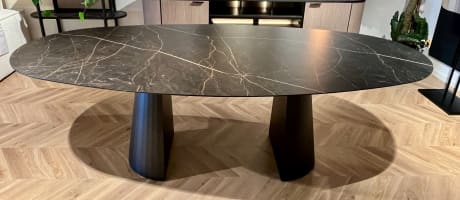 TABLE ARABAX