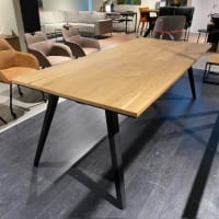 Eetkamertafel City
