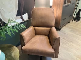 Fauteuil avec pied pivotant