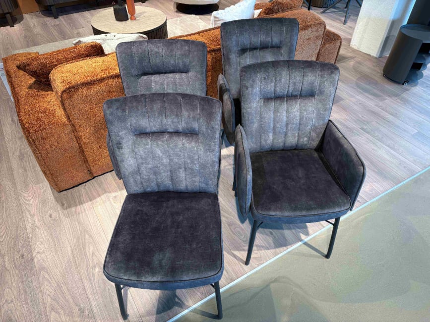 Set van 4, eetkamerstoelen Olvi