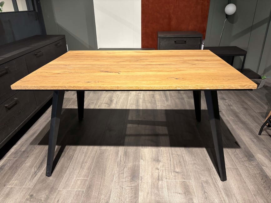 Eettafel City, Railway Brown - 140x100 cm