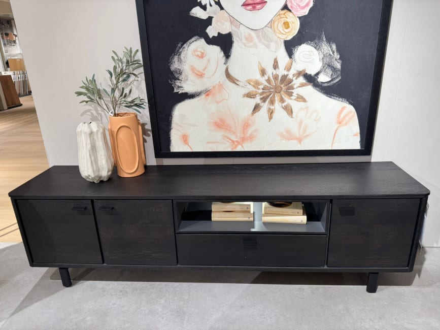 Livada Lowboard 210 cm