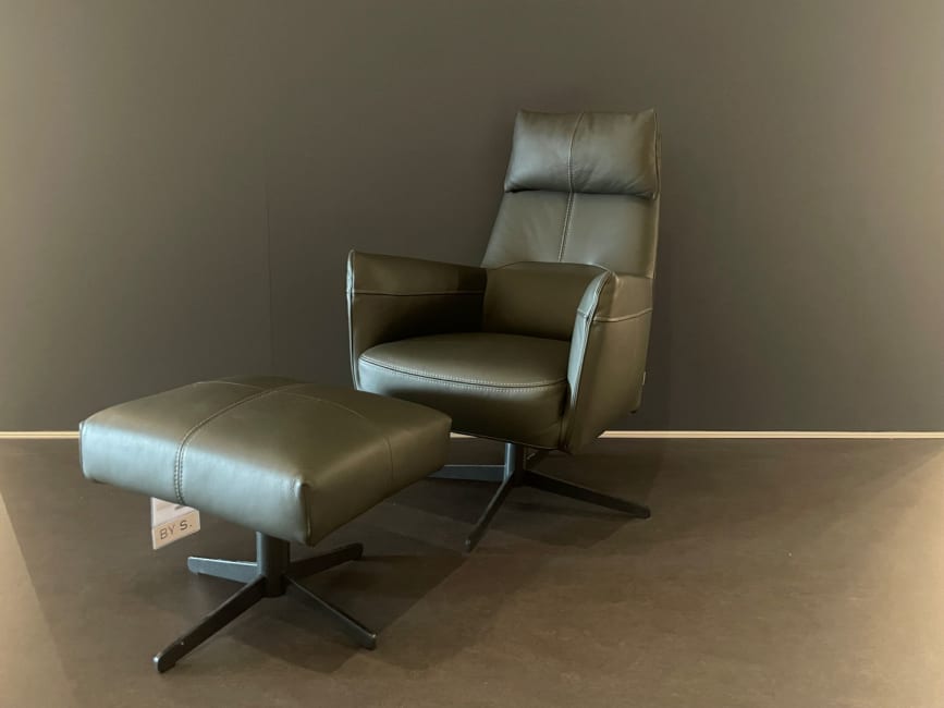 Fauteuil Matera met hoge rug, inclusief poef + hoofdsteun