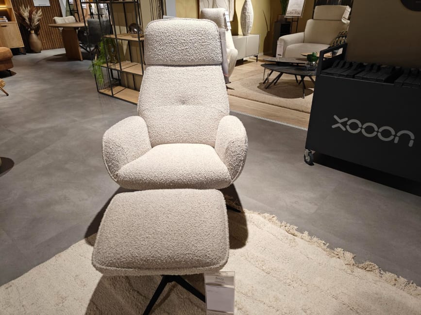 Fauteuil Bobbio met poef