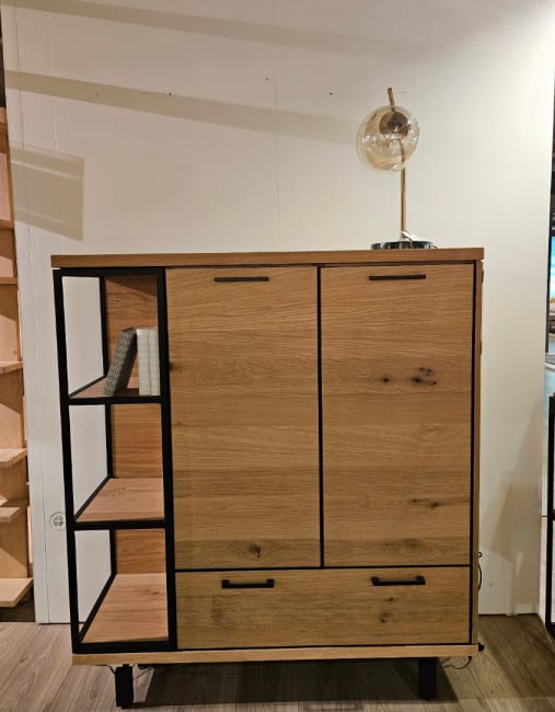 Ridgefield highboard