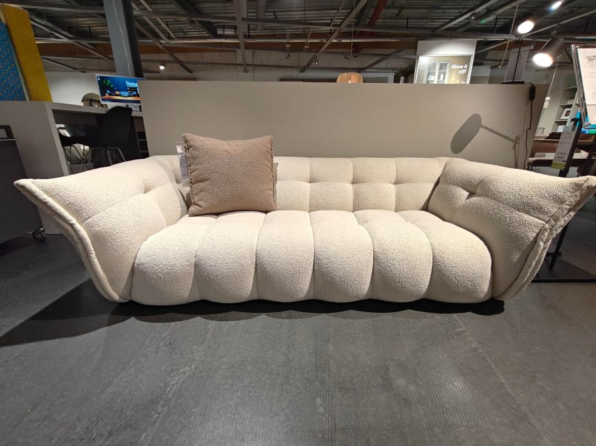 3 zits bank Bellagio