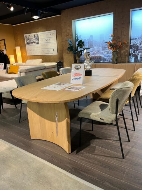 Table 270x120
