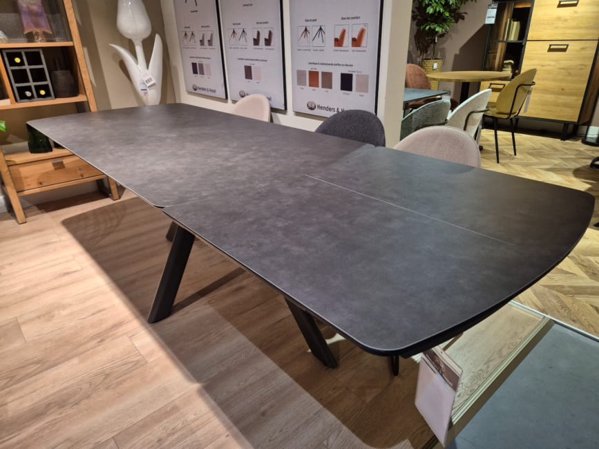 Uitdschuiftafel Vegas