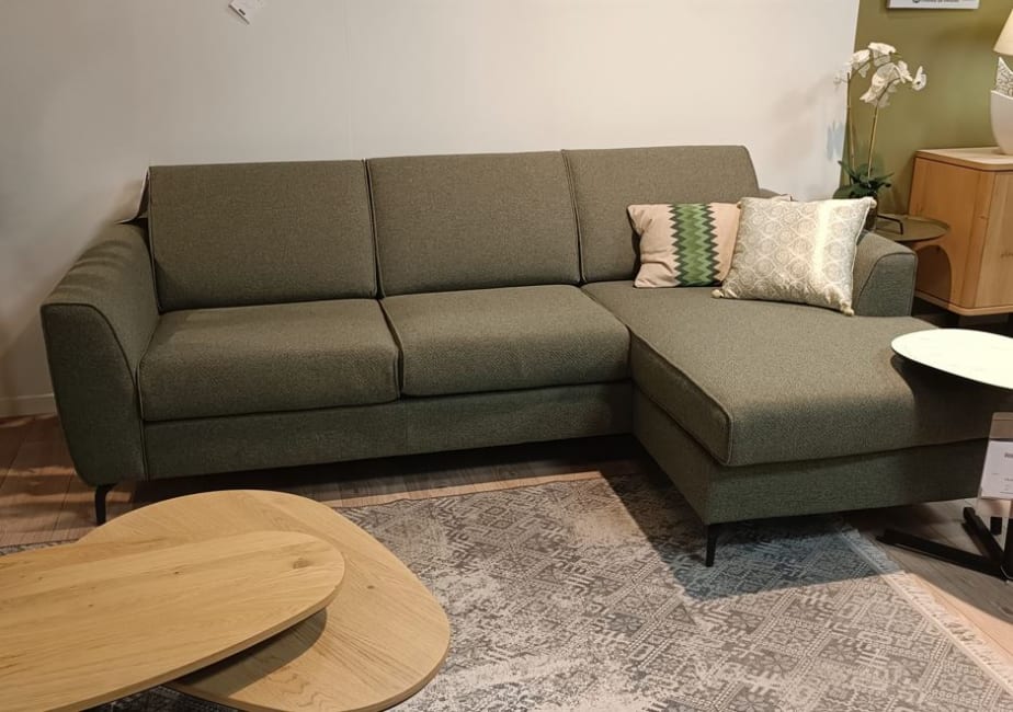 CANAPE 3 PLACES  + MERIDIENNE DROITE