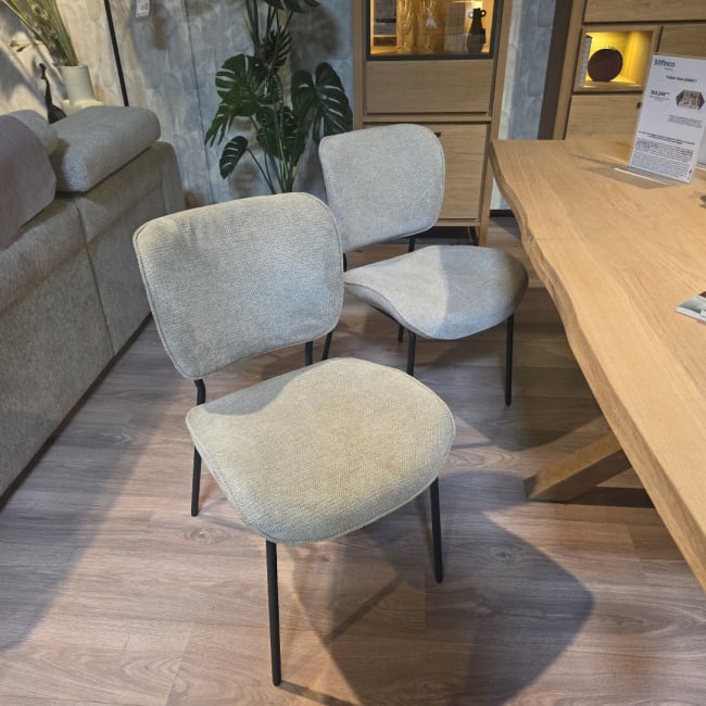LOT DE 4 CHAISES