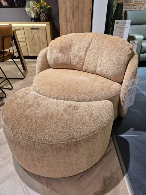Loveseat 100CM inclusief poef/hocker