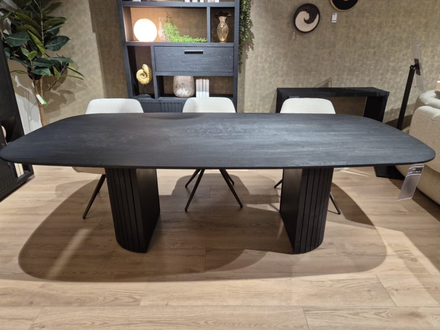 Pavier eetkamertafel