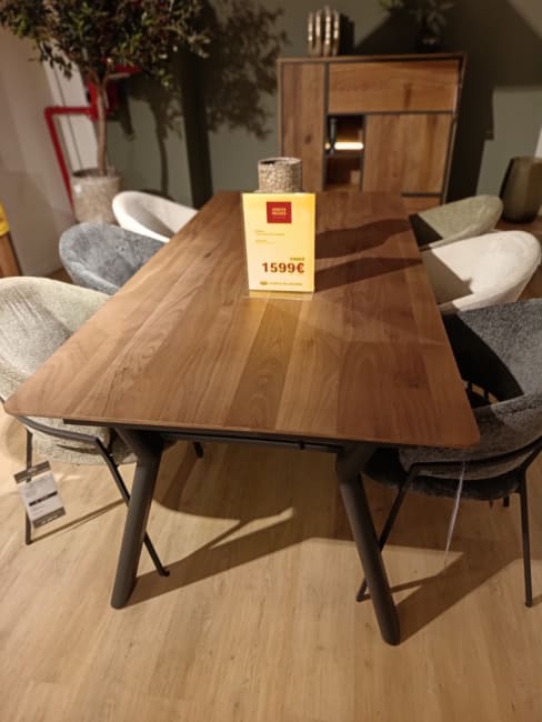 TABLE AVEC ALLONGE