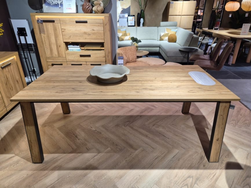 Delmonte uitschuiftafel