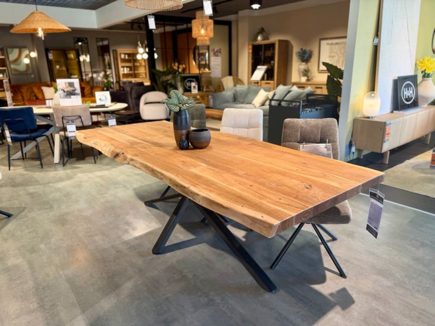 Table 240cm