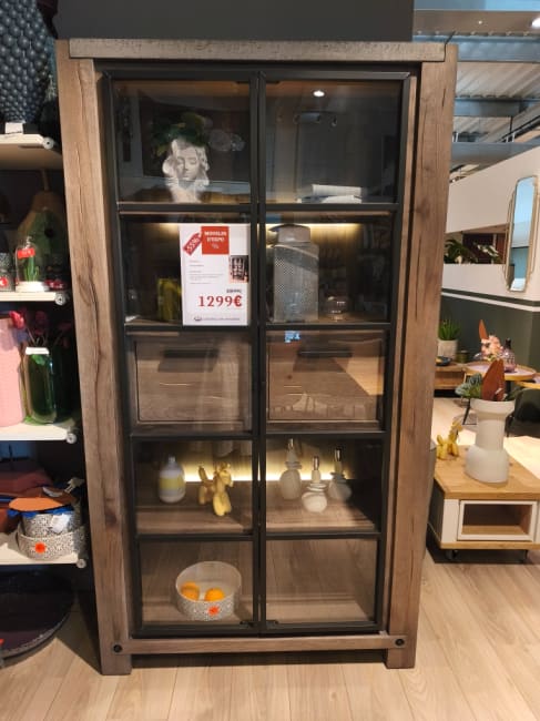 Vitrine 2 portes en verre + 2 tiroirs + Led