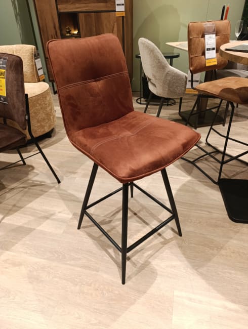 CHAISE DE BAR PIVOTANTE