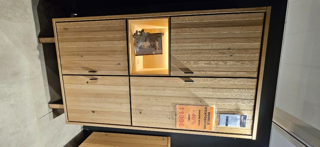 ARMOIRE DE RANGEMENT