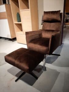 Fauteuil + hocker