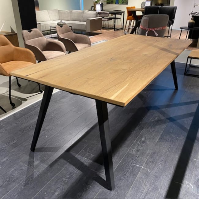 Eetkamertafel City