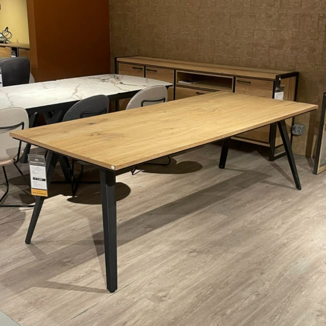 Eetkamertafel City