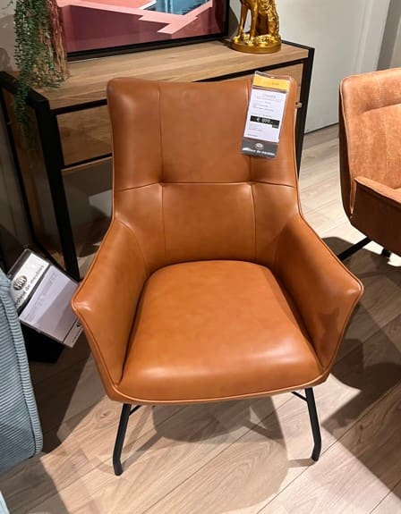 FAUTUEIL EN CUIR
