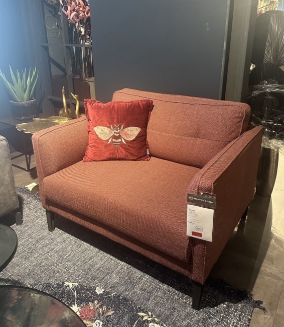 Cordoba Loveseat