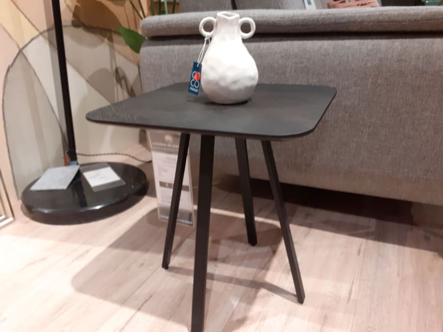 Table d'appoint 40 x 40 cm