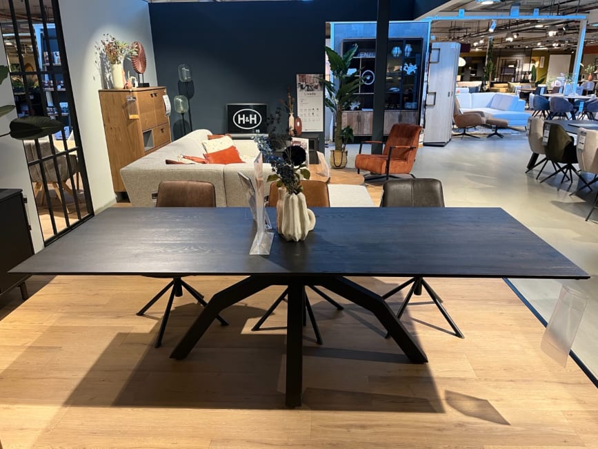 Eetkamertafel Livada