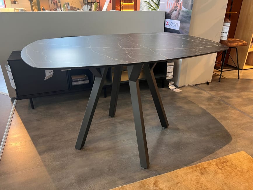 Bartafel Minato - ovaal 150x105cm - Onyx