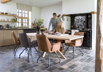 Quelle forme choisir pour une table conviviale ?