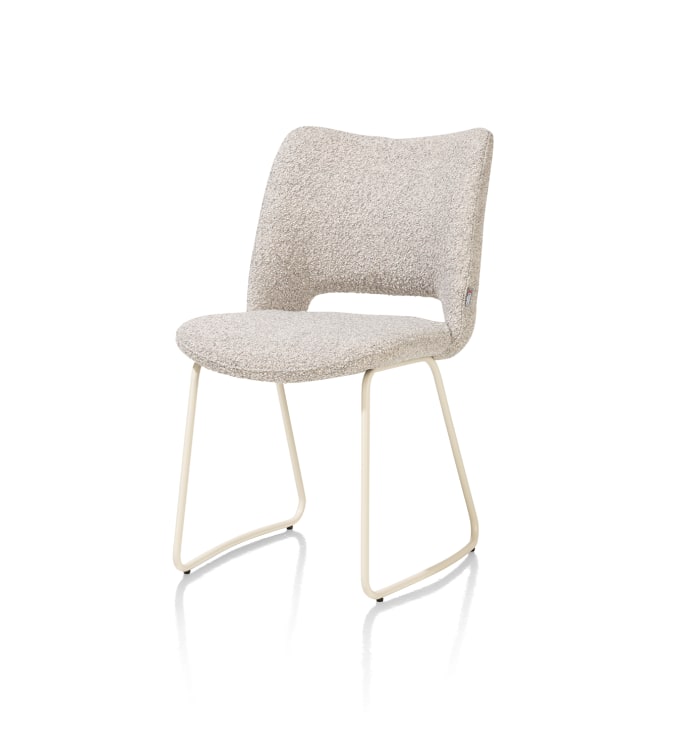 Le choix de la chaise contribue à la décoration et à l’identité que vous voulez donner à votre intérieur.