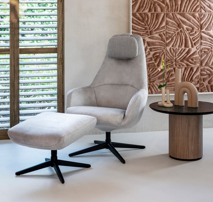 Der Sessel VERNON ist perfekt für eine leere Ecke im Wohnzimmer