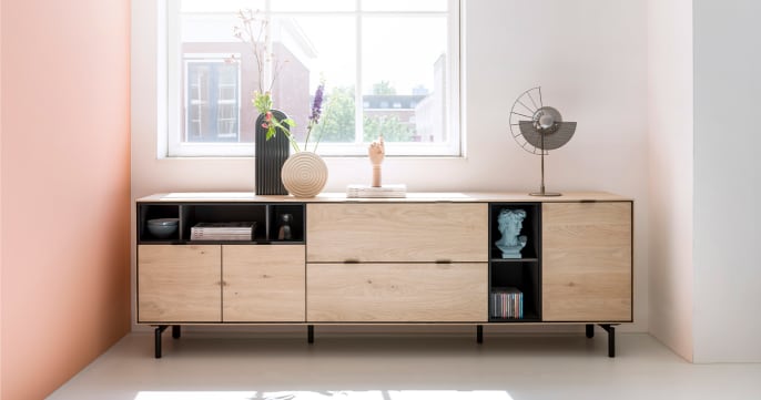 Armoire, vitrine, buffet : à chaque pièce son meuble de rangement
