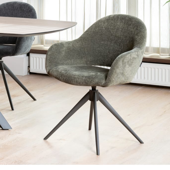 Fauteuil FINN disponible en plusieurs tissus