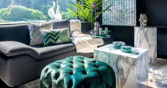 Far East Jade: de extravagante kant van de industriële en minimalistische stijl