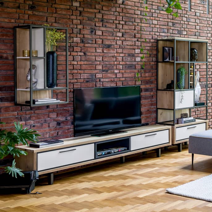 En bois ou en métal, choisissez le meuble TV qui s’intègre le mieux dans votre intérieur.