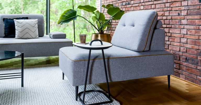 Canapé ou fauteuil : lequel choisir pour son salon?