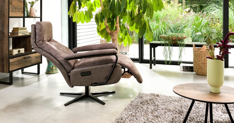 Découvrez notre sélection de fauteuils relax design en cuir