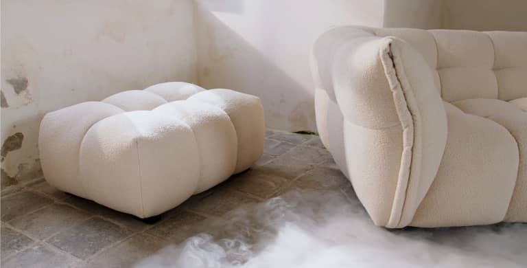 Scandinavische sofa met ronde vormen